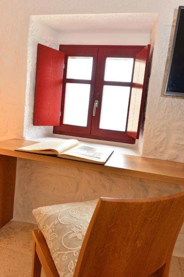 Pirgos Mavromichali Hotel 4*